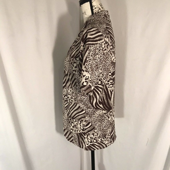DonnKenny Classics Woman's Vintage Animal Print Button Down Blouse - Picture 2 of 7